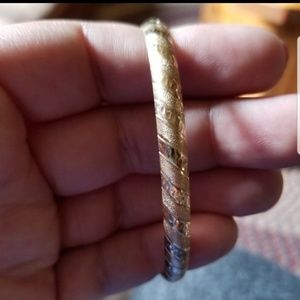 FINAL PRICE * 14k gold bangle bracelet